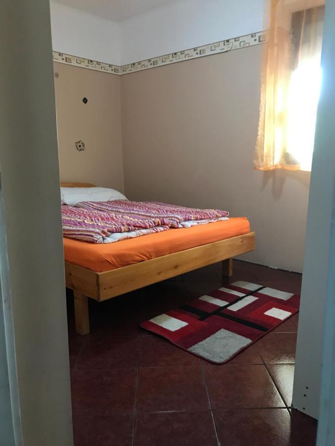 Edu Apartman Hajduszoboszlo Ngoại thất bức ảnh