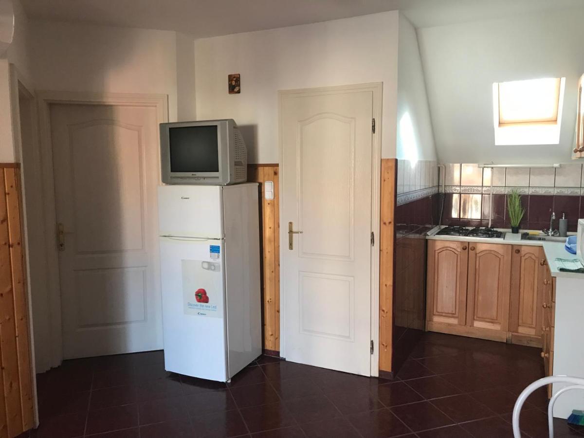 Edu Apartman Hajduszoboszlo Ngoại thất bức ảnh